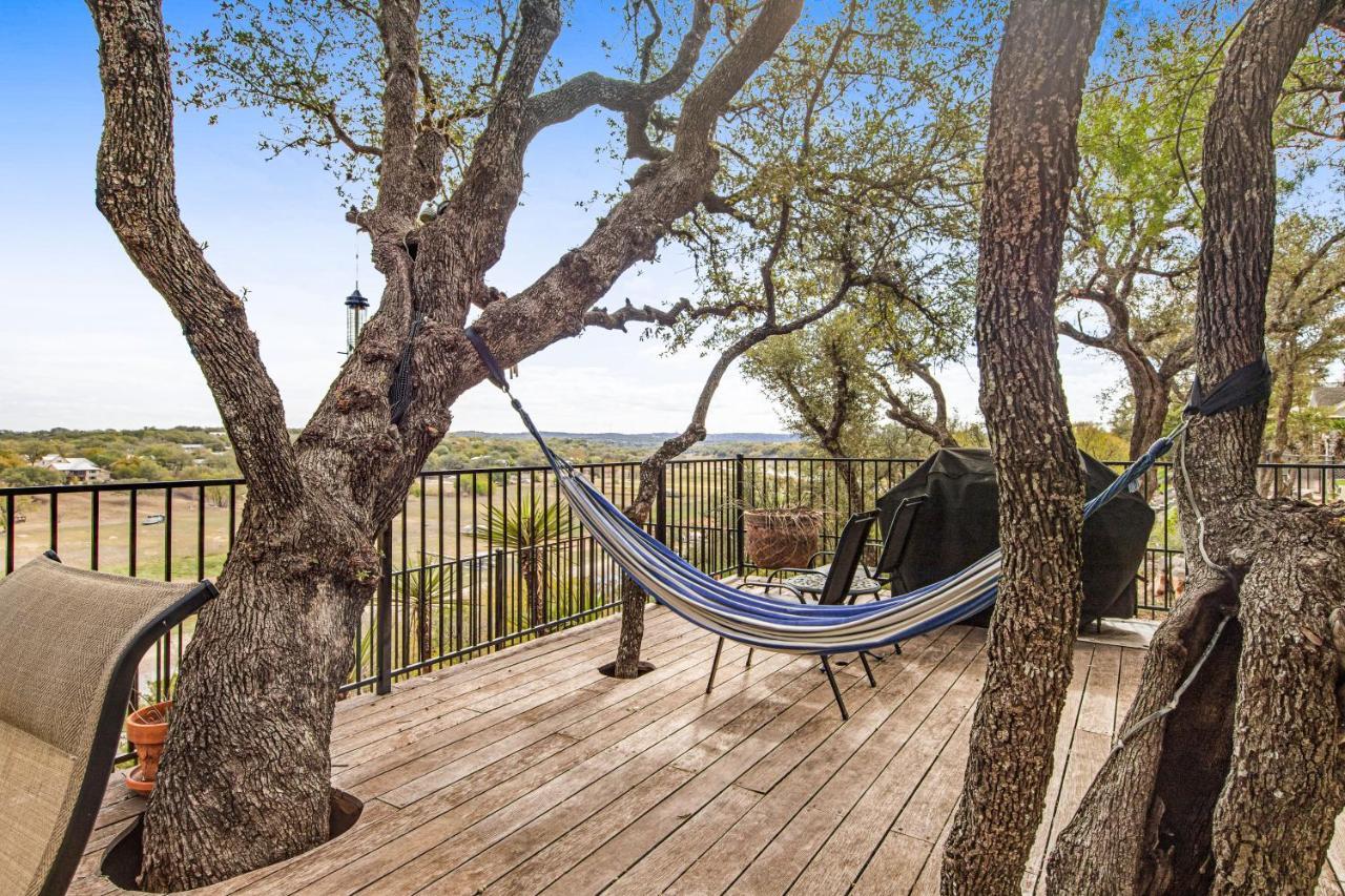 Cliff Side Oasis Villa Spicewood Exterior photo